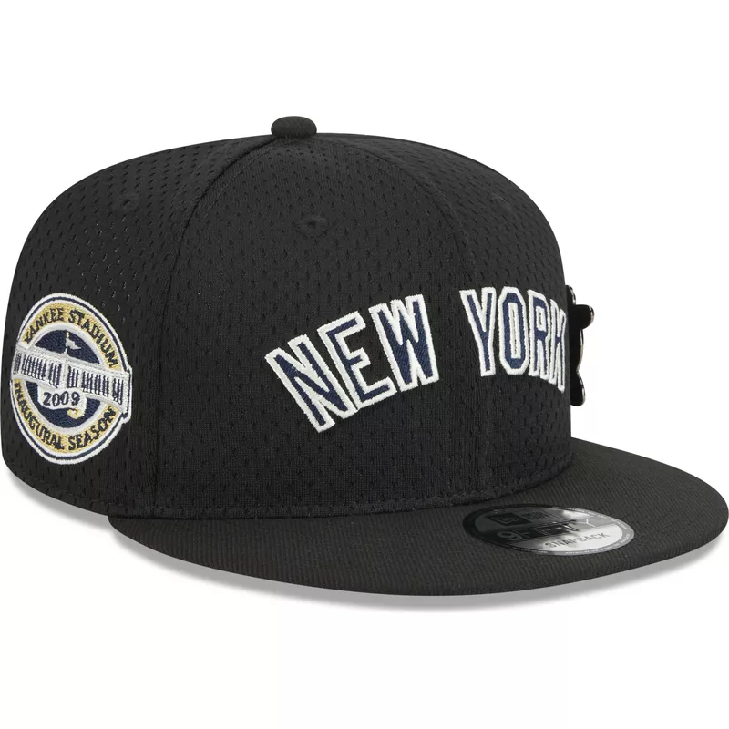 new-era-flat-brim-9fifty-post-up-pin-new-york-yankees-mlb-black-snapback-cap