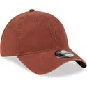 new-era-curved-brim-brown-logo-9twenty-mini-logo-new-york-yankees-mlb-brown-adjustable-cap