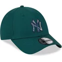 new-era-curved-brim-9forty-check-infill-new-york-yankees-mlb-green-adjustable-cap