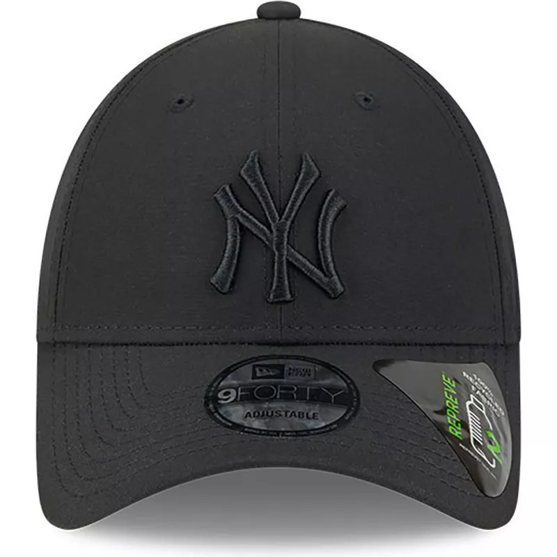 new-era-curved-brim-black-logo-9forty-repreve-outline-new-york-yankees-mlb-black-adjustable-cap
