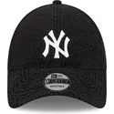 new-era-curved-brim-9forty-teddy-new-york-yankees-mlb-black-adjustable-cap