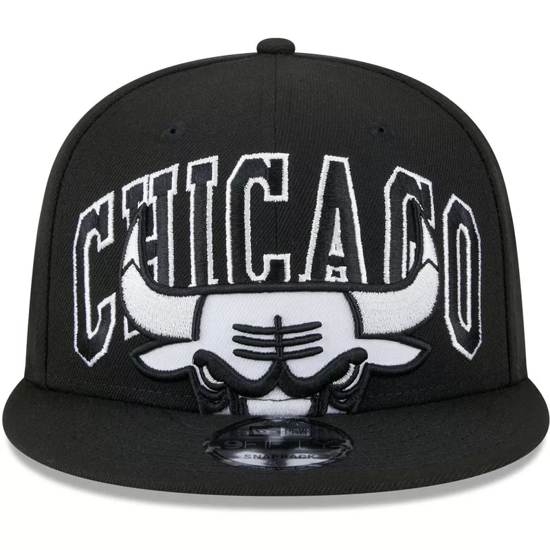 new-era-flat-brim-9fifty-tip-off-2023-chicago-bulls-nba-black-snapback-cap
