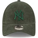 new-era-curved-brim-green-logo-9forty-towelling-new-york-yankees-mlb-green-adjustable-cap