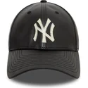 new-era-curved-brim-9forty-leather-new-york-yankees-mlb-black-adjustable-cap