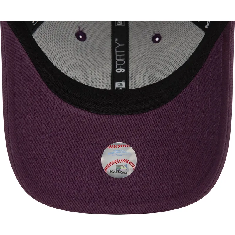 new-era-curved-brim-9forty-league-essential-new-york-yankees-mlb-purple-adjustable-cap