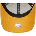 new-era-curved-brim-women-9forty-metallic-logo-los-angeles-dodgers-mlb-yellow-adjustable-cap