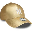 new-era-curved-brim-women-9forty-metallic-new-york-yankees-mlb-golden-adjustable-cap