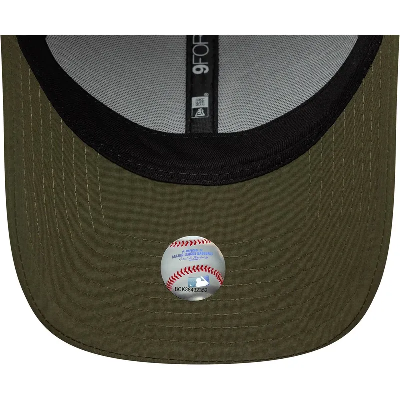 new-era-curved-brim-9forty-recycled-midi-los-angeles-dodgers-mlb-green-adjustable-cap