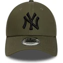 new-era-curved-brim-black-logo-9forty-league-essential-new-york-yankees-mlb-green-adjustable-cap