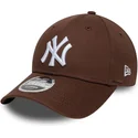 new-era-curved-brim-9forty-m-crown-new-york-yankees-mlb-brown-snapback-cap
