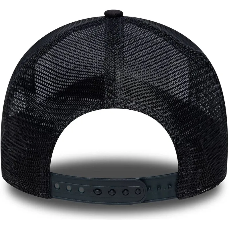 new-era-california-a-frame-location-cities-and-beaches-los-angeles-white-and-navy-blue-trucker-hat