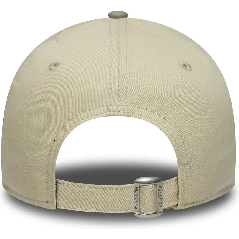 new-era-curved-brim-youth-9forty-league-essential-new-york-yankees-mlb-beige-and-green-adjustable-cap