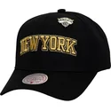 mitchell-ness-curved-brim-pinned-gold-pro-new-york-knicks-nba-black-snapback-cap