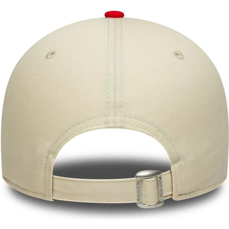 new-era-curved-brim-9forty-colour-block-chicago-bulls-nba-beige-and-red-adjustable-cap new-era-curved-brim-9forty-colour-block-chicago-bulls-nba-beige-and-red-adjustable-cap