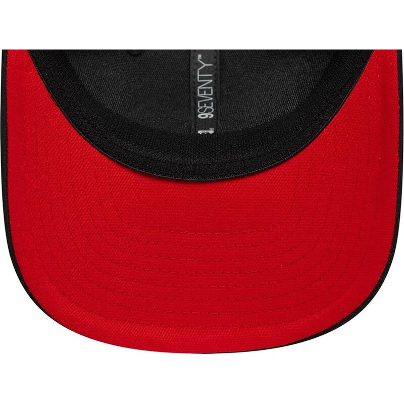 new-era-curved-brim-9seventy-stretch-snap-patch-aprilia-piaggio-black-snapback-cap