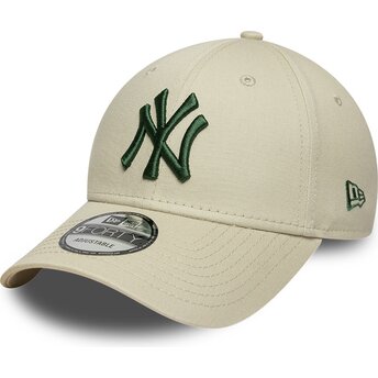New Era Curved Brim Dark Green Logo 9FORTY League Essential New York Yankees MLB Beige Adjustable Cap