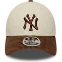 new-era-curved-brim-brown-logo-9forty-m-crown-cord-new-york-yankees-mlb-brown-and-beige-adjustable-cap