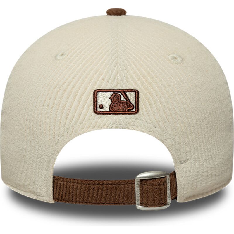 new-era-curved-brim-brown-logo-9forty-m-crown-cord-new-york-yankees-mlb-brown-and-beige-adjustable-cap