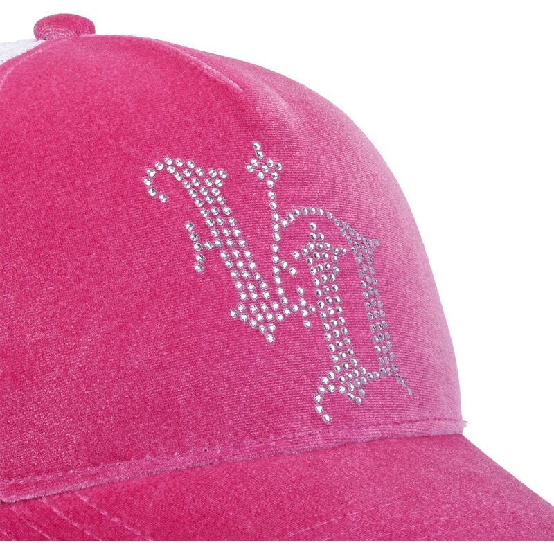 von-dutch-royalp-pink-and-white-trucker-hat
