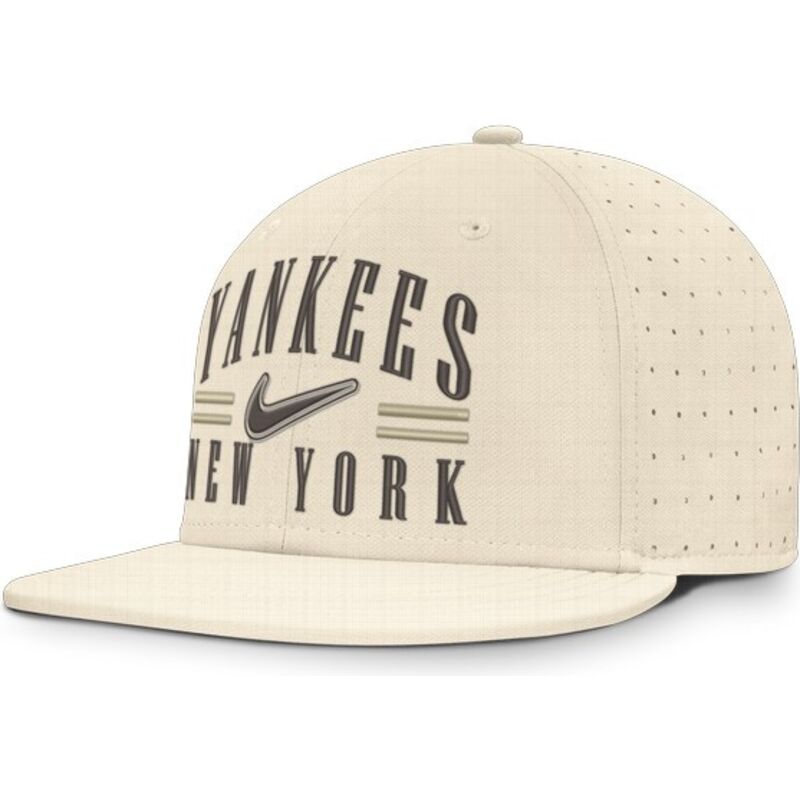 nike-flat-brim-dri-fit-true-structured-aero-bill-new-york-yankees-mlb-beige-fitted-cap nike-flat-brim-dri-fit-true-structured-aero-bill-new-york-yankees-mlb-beige-fitted-cap