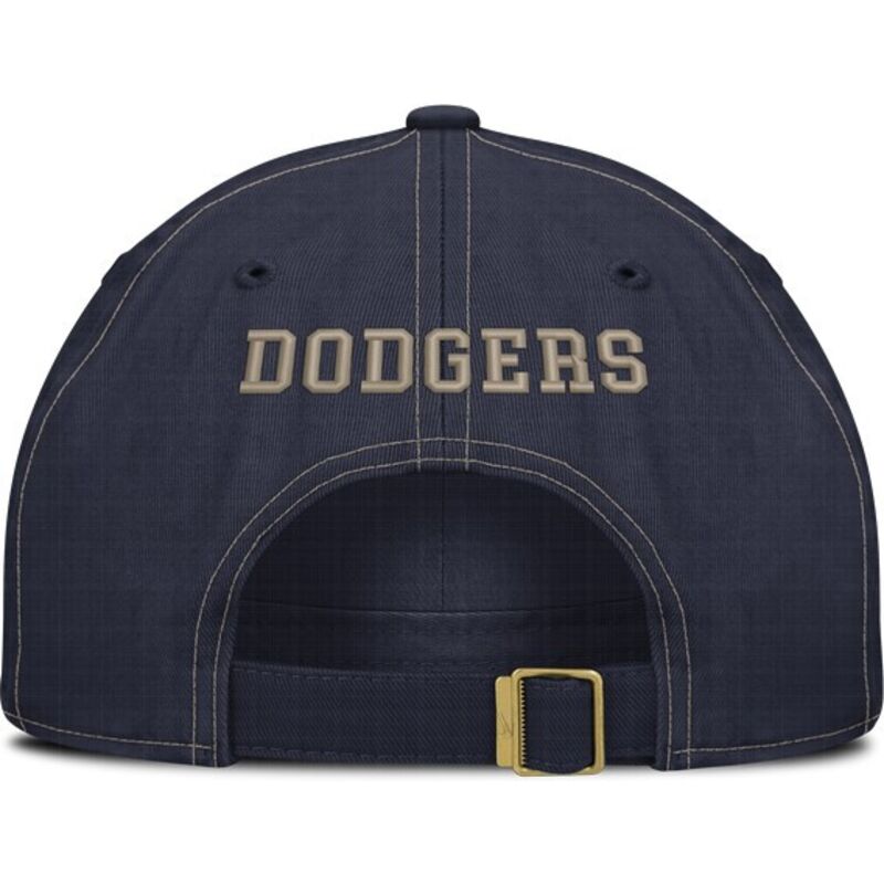 nike-curved-brim-fathers-day-club-unstructured-organic-cotton-los-angeles-dodgers-mlb-navy-blue-adjustable-cap-with-beige-logo nike-curved-brim-fathers-day-club-unstructured-organic-cotton-los-angeles-dodgers-mlb-navy-blue-adjustable-cap-with-beige-logo