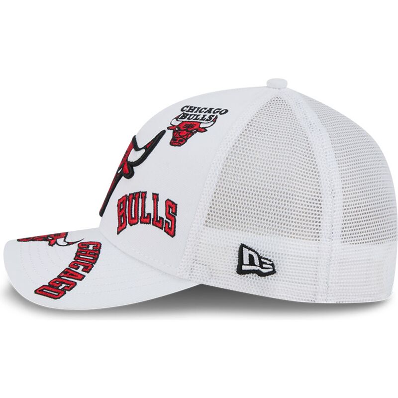 new-era-9forty-m-crown-a-frame-all-over-chicago-bulls-nba-white-trucker-hat