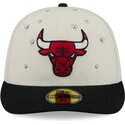new-era-curved-brim-59fifty-beads-na-lifestyle-f1-chicago-bulls-nba-beige-and-black-fitted-cap
