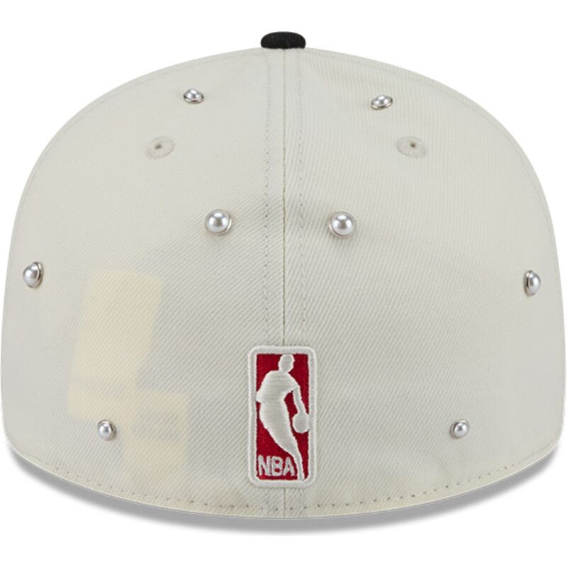 new-era-curved-brim-59fifty-beads-na-lifestyle-f1-chicago-bulls-nba-beige-and-black-fitted-cap new-era-curved-brim-59fifty-beads-na-lifestyle-f1-chicago-bulls-nba-beige-and-black-fitted-cap