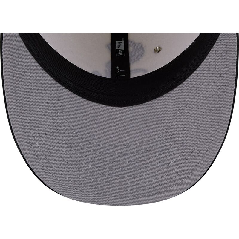 new-era-curved-brim-59fifty-beads-na-lifestyle-f1-chicago-white-sox-mlb-beige-and-black-fitted-cap