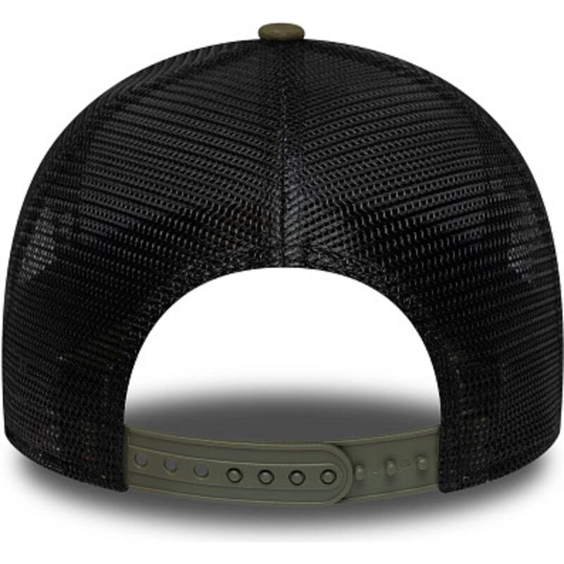new-era-e-frame-faux-suede-stade-toulousain-top-14-green-and-black-trucker-hat new-era-e-frame-faux-suede-stade-toulousain-top-14-green-and-black-trucker-hat