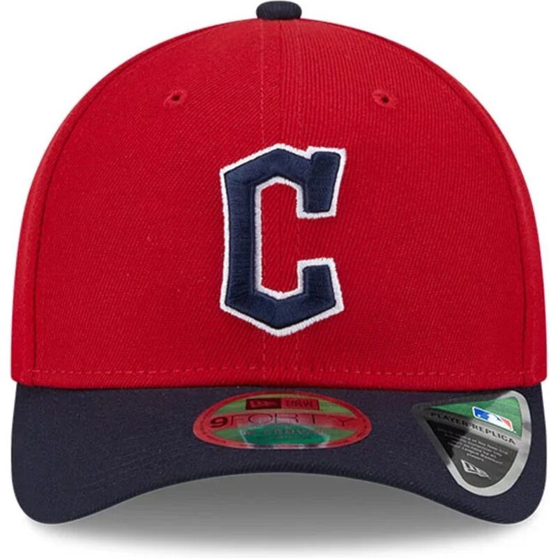 new-era-curved-brim-9forty-m-crown-player-replica-cleveland-guardians-mlb-red-and-navy-blue-snapback-cap