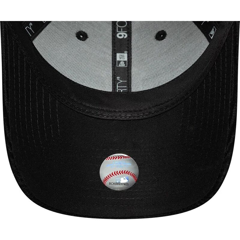 new-era-curved-brim-women-black-logo-9forty-cord-new-york-yankees-mlb-black-adjustable-cap