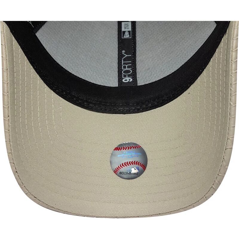 new-era-curved-brim-9forty-pu-weave-new-york-yankees-mlb-beige-adjustable-cap-with-beige-logo new-era-curved-brim-9forty-pu-weave-new-york-yankees-mlb-beige-adjustable-cap-with-beige-logo