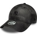 new-era-curved-brim-women-black-logo-9twenty-washed-pu-new-york-yankees-mlb-black-adjustable-cap