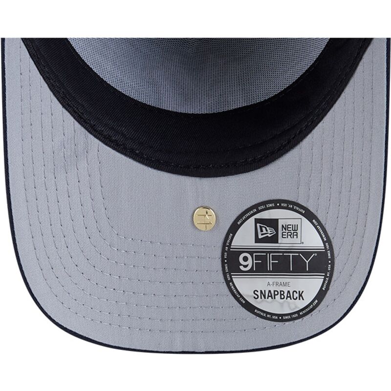 new-era-curved-brim-9fifty-a-frame-precurved-visor-pin-new-york-yankees-mlb-navy-blue-snapback-cap